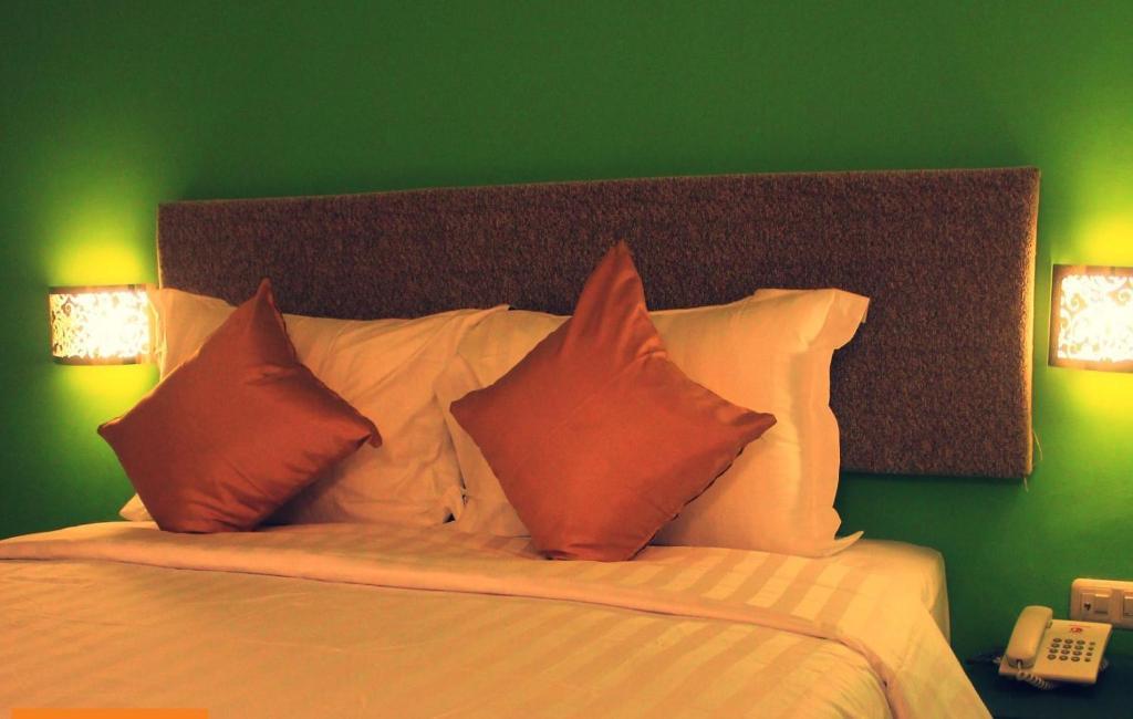 Jakarta Hotel 3*